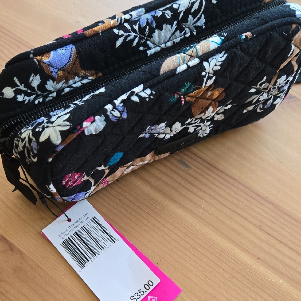 Vera Bradley "Merry Mischief" Essential Oil Case